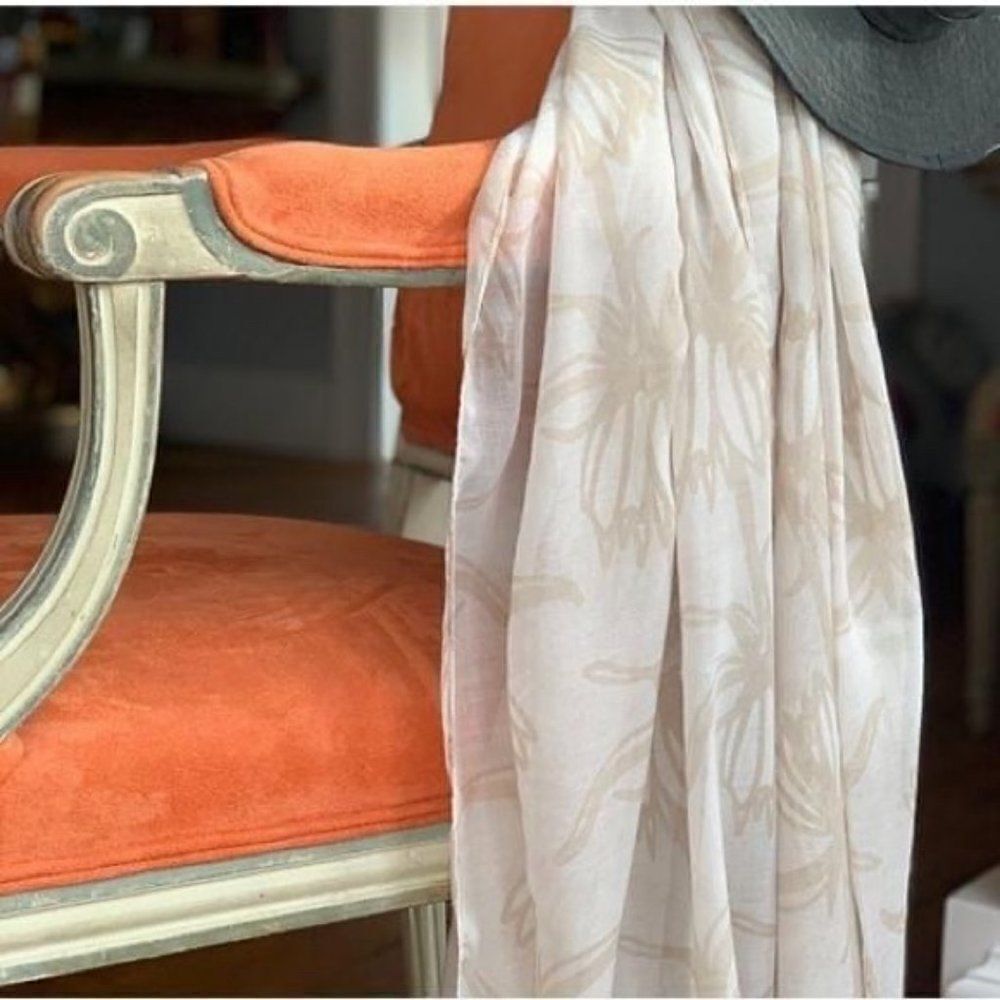 India Hicks Crown Imperial Scarf Sandstorm 74 x 39